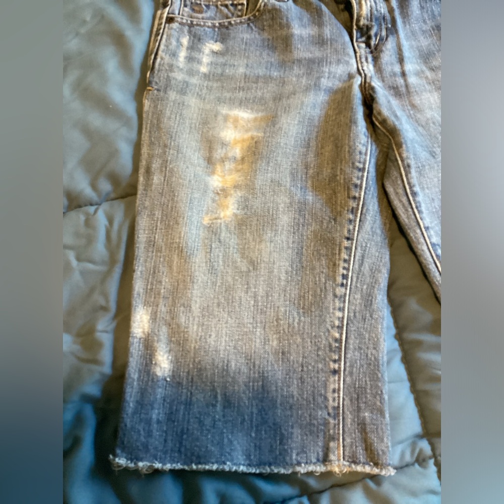 Abercrombie Distressed Capri Jeans - Size 0 - BRAND NEW WITHOUT TAG! TRENDY - Picture 4 of 7